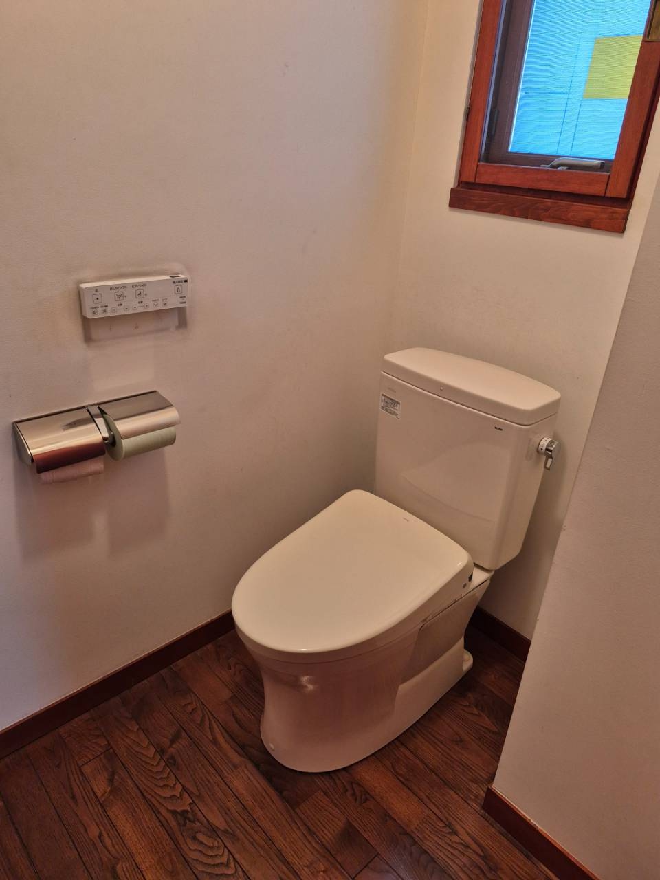 トイレを交換しました。